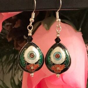 🔥ON SALE🔥3/$30🔥 💖 LA Design💖Handmade Earrings